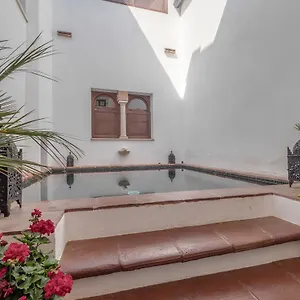 Apartment Apartasuites Alberca Deluxe, Cordoba